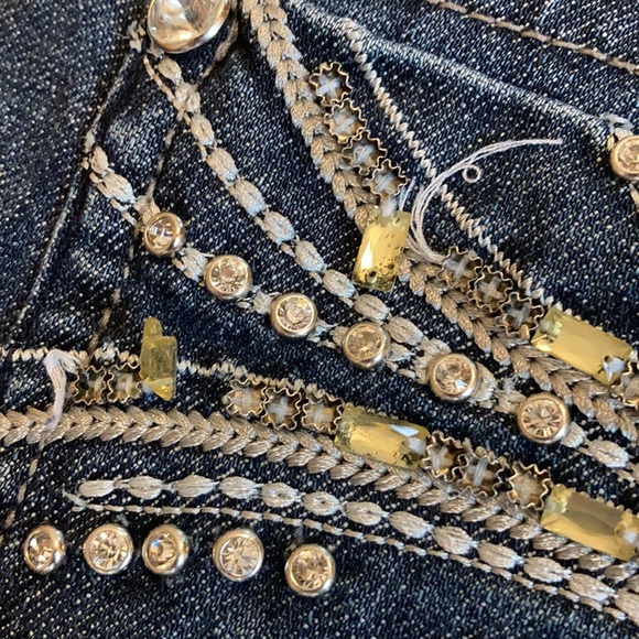 Grace in LA Rhinestone Pockets RN128119 - Picture 12 of 15